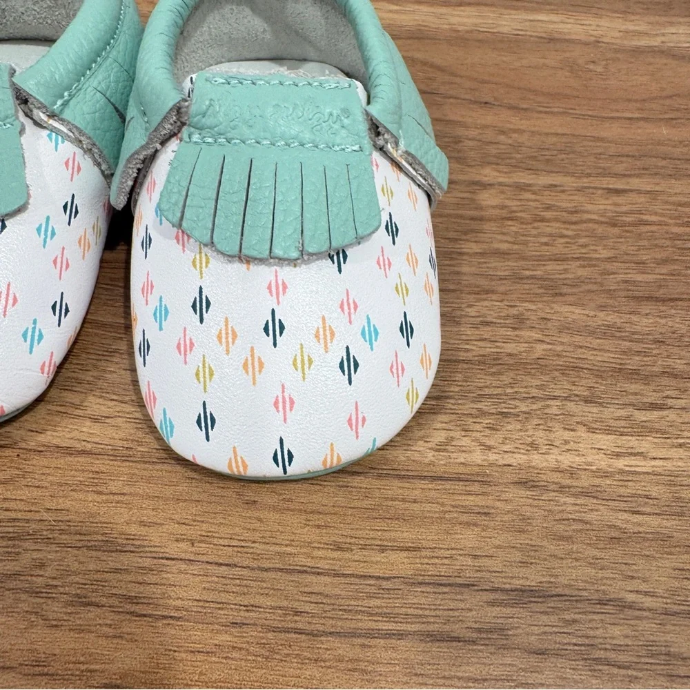Itzy Ritzy Moc Happens Moccasin Shoes Girls 6-12 Months Blue White Colorful